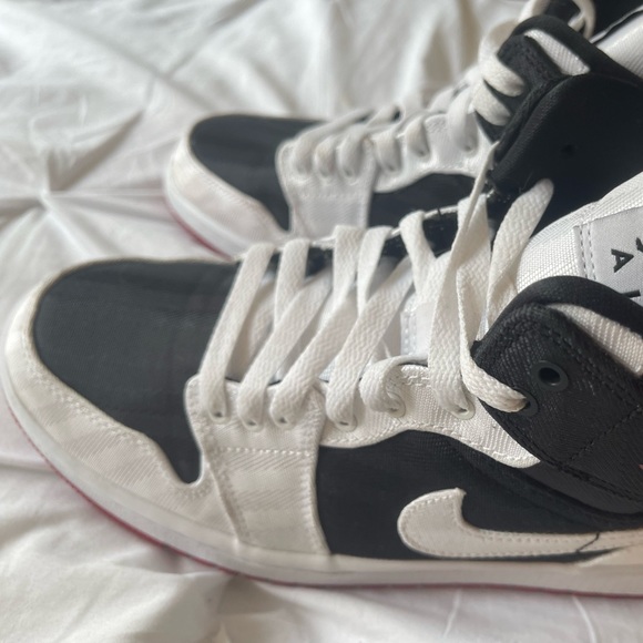 New High top Nike Jordan Edition - Picture 5 of 5